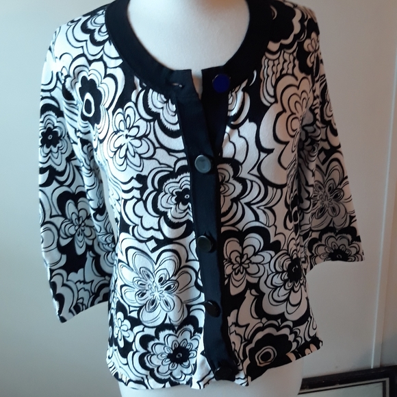 Cable & Gauge Sweater A128 - Picture 2 of 3